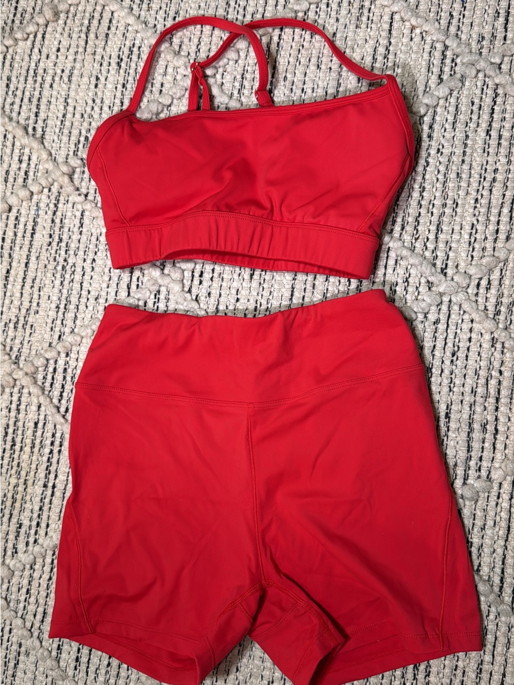 Amazon Red Seamless Crop Sports Bra and High-Waist Bike Shorts Set
